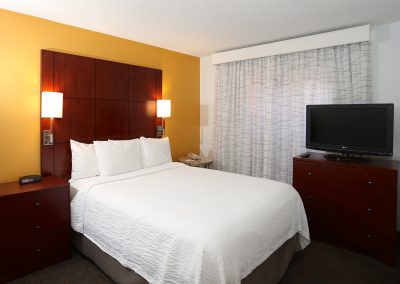 SenS Extended-Stay Residence Livermore Room